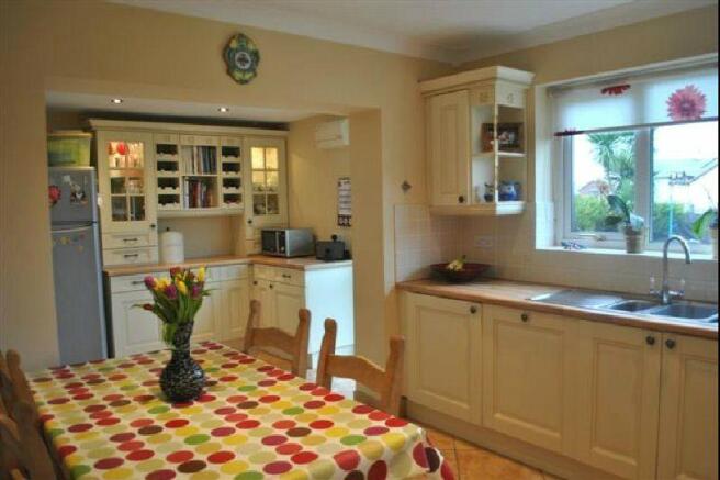 Kitchen/Breakfast Ro