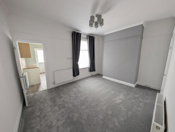 2 bed Terraced for sale Image 4