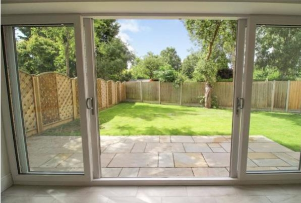 View of the rear garden from the kitchen diner