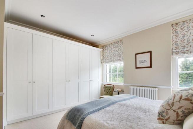 Master Bedroom Fitted Wardrobes.jpg