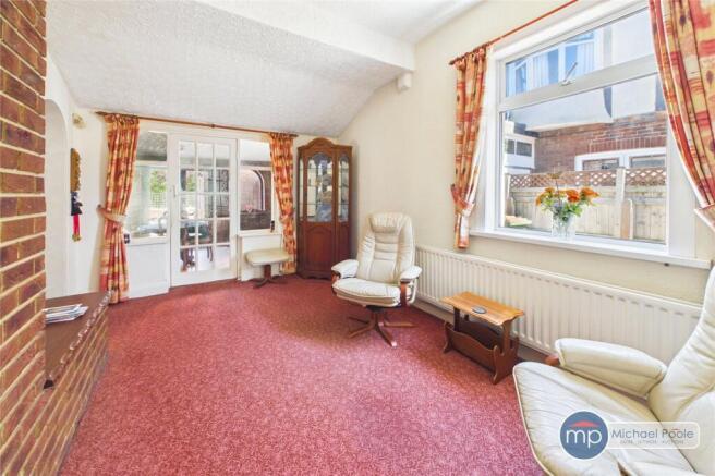 3 bed Bungalow for sale Image 7