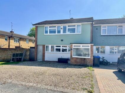 Savay Close, Denham