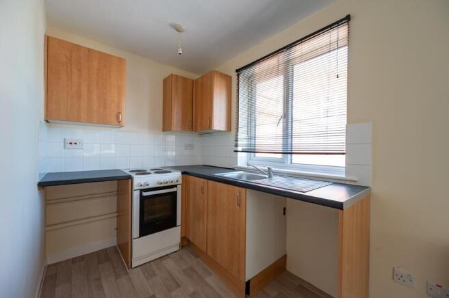 Flat 3 Gable Mews 23 2.jpg