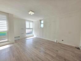 17, Midwood Close, London NW2 6YL