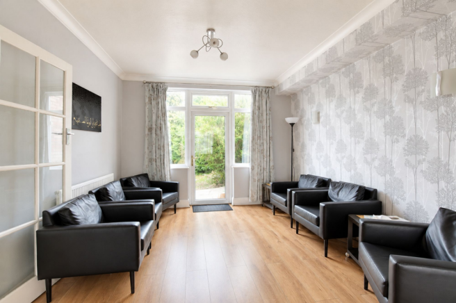 Lounge / Dining Room
