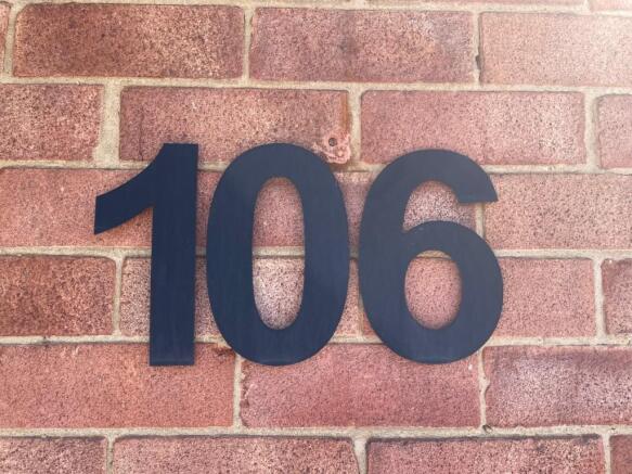Number plaque