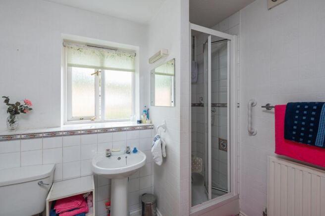 En-Suite Showe...