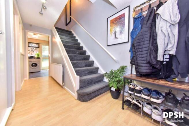 3 bed Terraced for sale Image 2