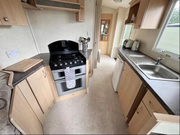 Coopers Beach Holiday Park, Church Lane East Mersea, Colchester, Essex, CO5 8TN photo 4