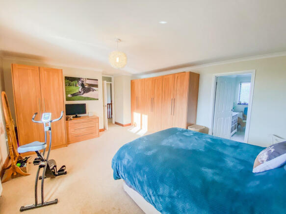Main Bedroom Suit...