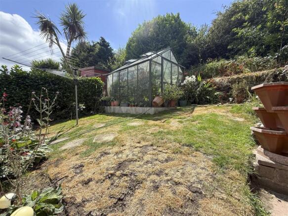 3 bed Semi-Detached for sale Image 5