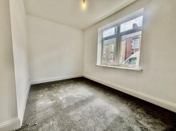 1 bed Apartment to rent Image 4