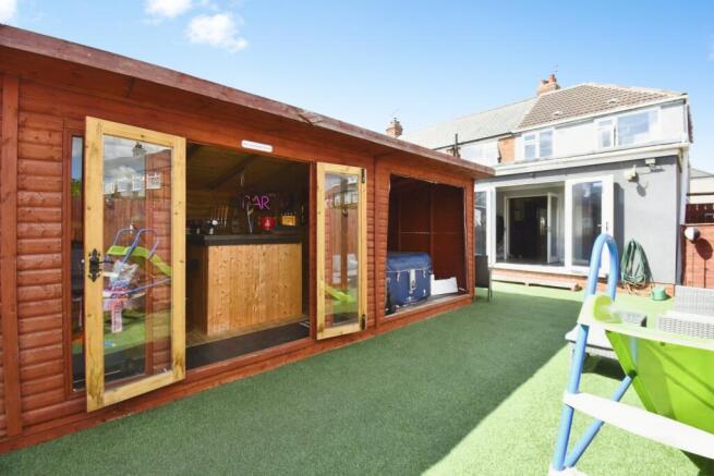 3 bed End of Terrace for sale Image 4
