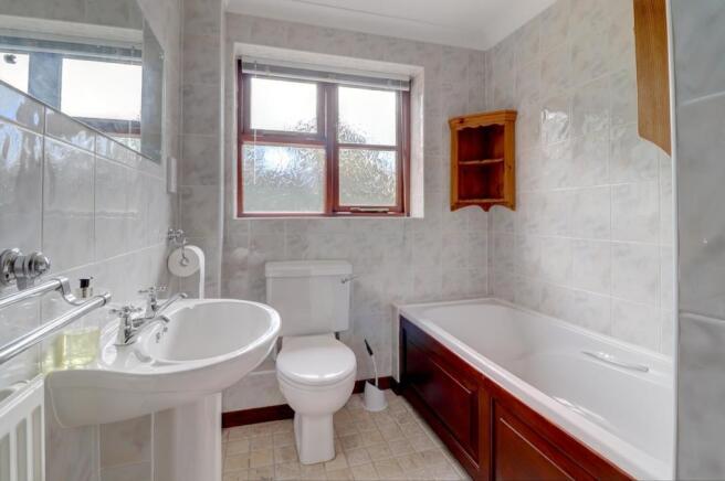 Bathroom.jpg