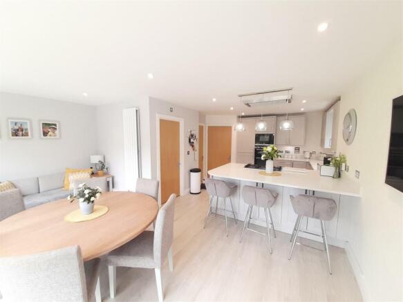 Kitchen / diner / family room
