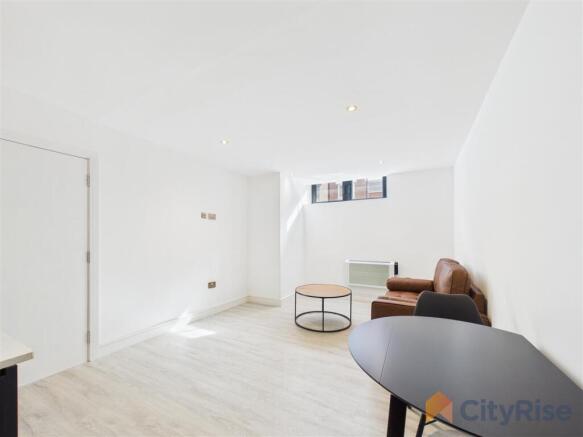 1 bed Apartment to rent Image 6