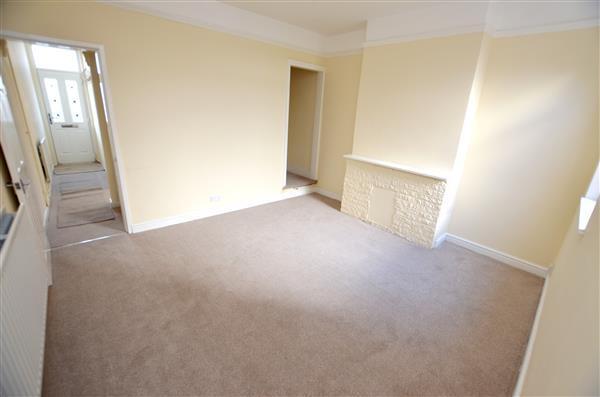 LOUNGE.