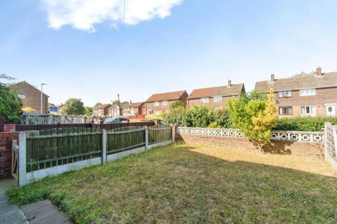 2 bed Semi-Detached for sale Image 10