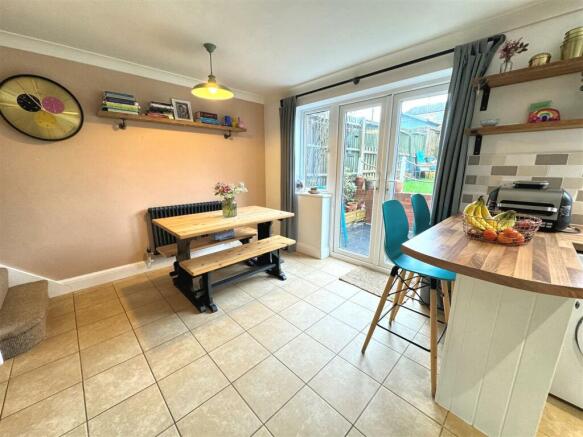Dining area.jpg