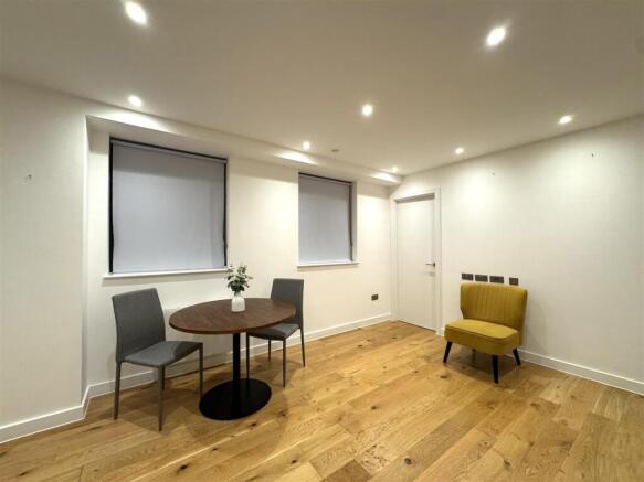 Living Space pic 3.jpeg