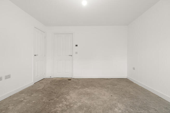 3 bed Semi-Detached for sale Image 6