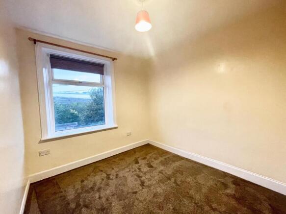 2 bed Terraced to rent Image 9