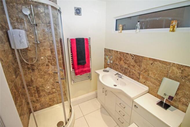 Ground Floor Shower