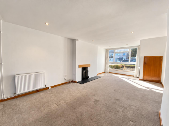 Lounge (Image 1)