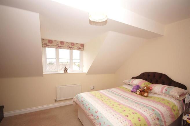 Bedroom 2.JPG