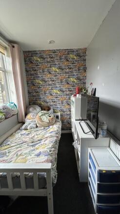 3 bed Semi-Detached for sale Image 10