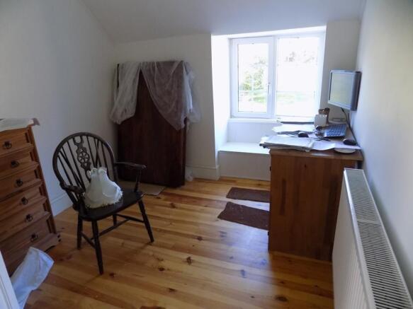Photo 11