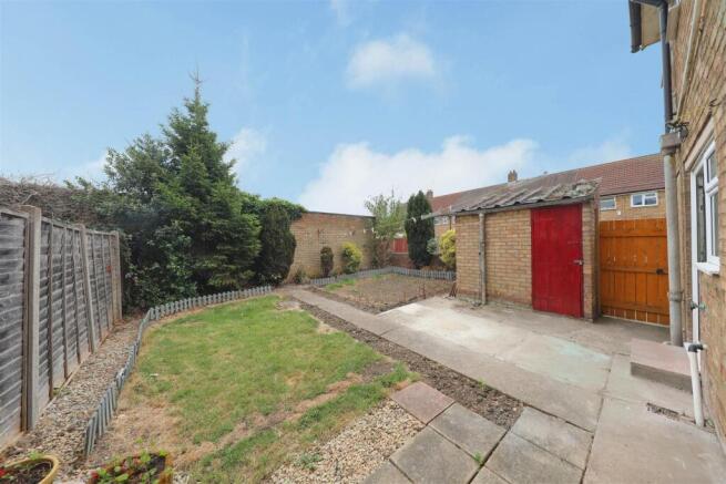 3 bed Semi-Detached for sale Image 9
