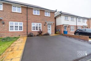 2, Essington Close, Amington, Tamworth B77 4QZ