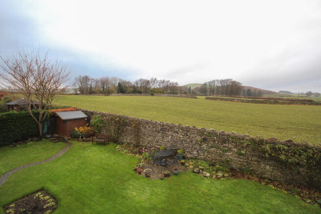 Outlook to Rear