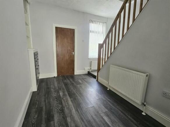 3 bed Terraced for sale Image 4