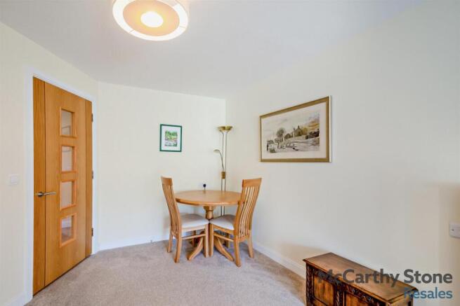 8656575-interior08-800.jpg