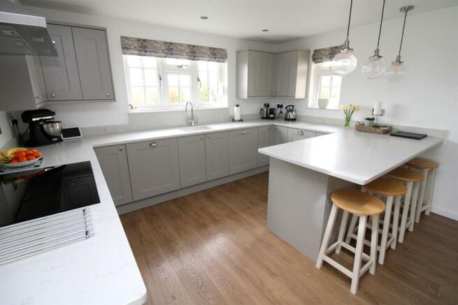 kitchen 3.JPG