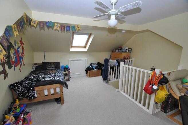 Photo 12