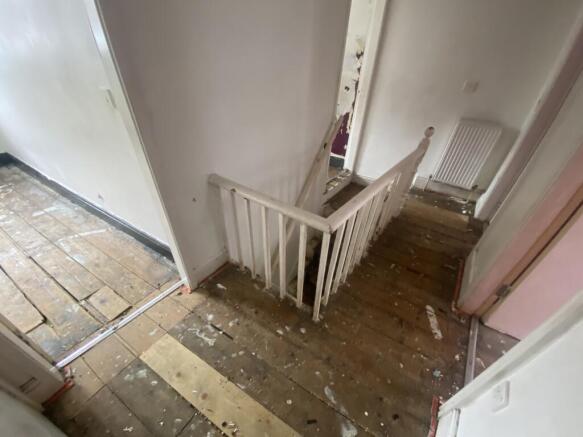 4 bed Terraced for sale Image 10