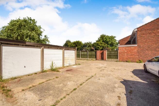 Single Garage