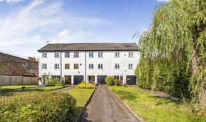 3, Homend Hopkilns, Cradley WR13 5NW