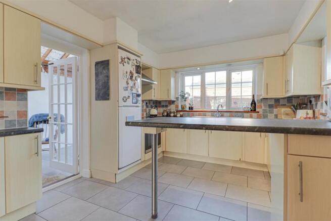 Kitchen/Breakfast Room