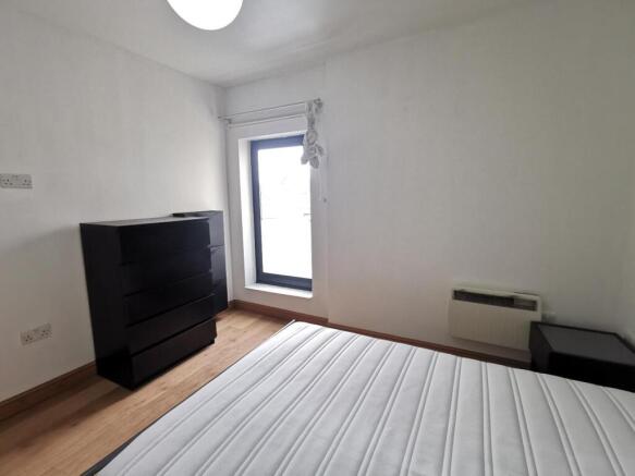 1 bed Flat to rent Image 8
