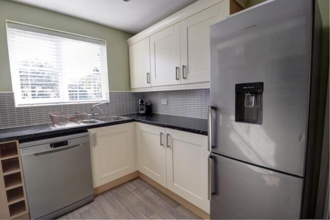 Kitchen (2)