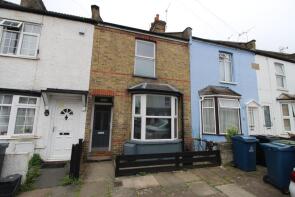 4, Mead Road, Edgware HA8 6LJ
