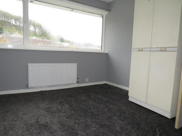 3 bed House to rent Image 6