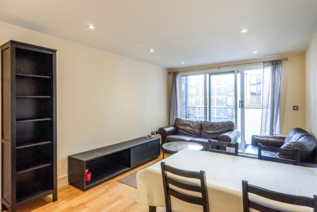 Living Room (2)