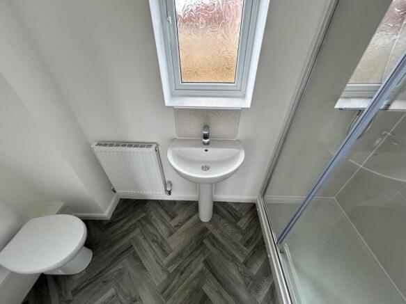 3 bed Detached to rent Image 9