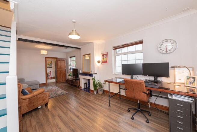 (Rightmove) 12.jpg