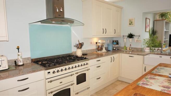 Kitchen 2